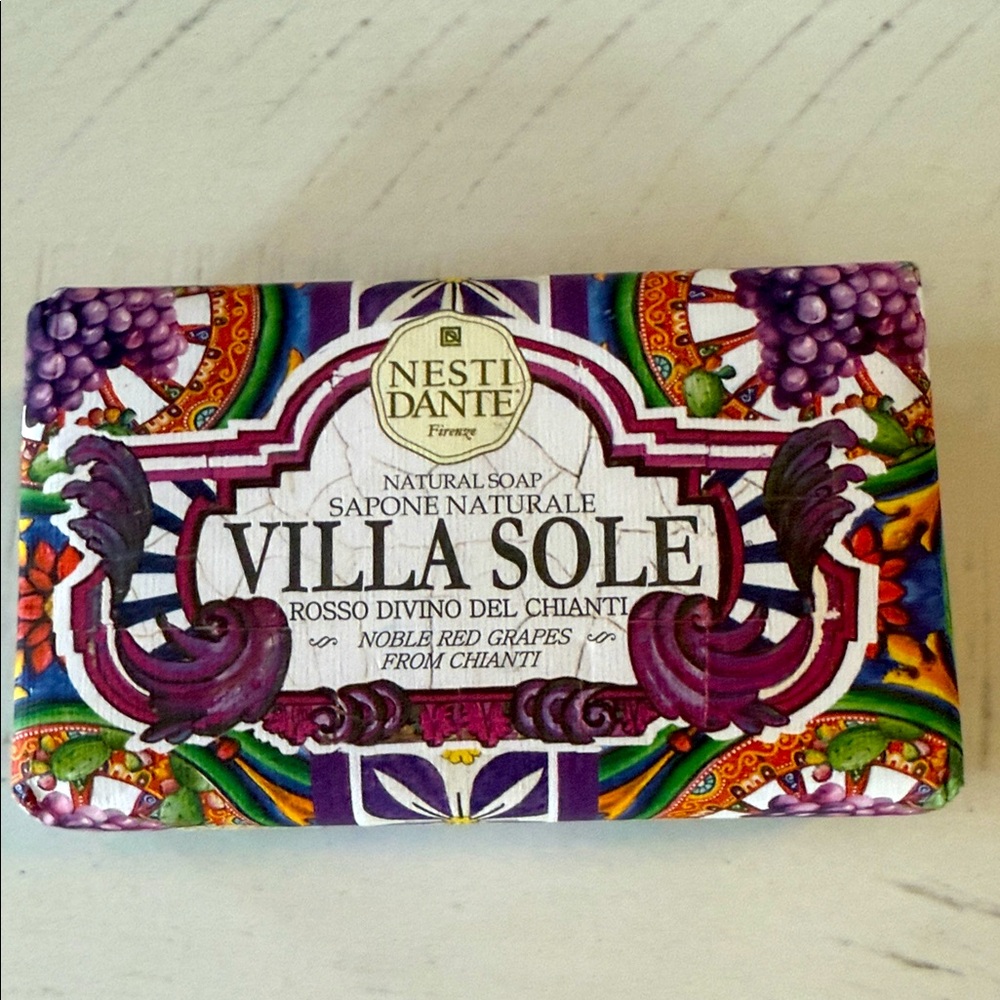 Nesti Dante Villa Sole Natural Soap - Purple